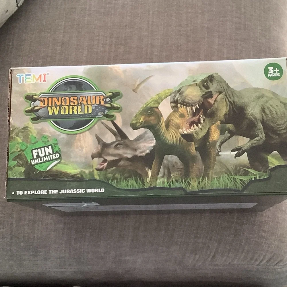 TEMI Dinosaur World Toy Figure w/ Activity Play Mat & Trees, Dinosaur Playset🇺🇸